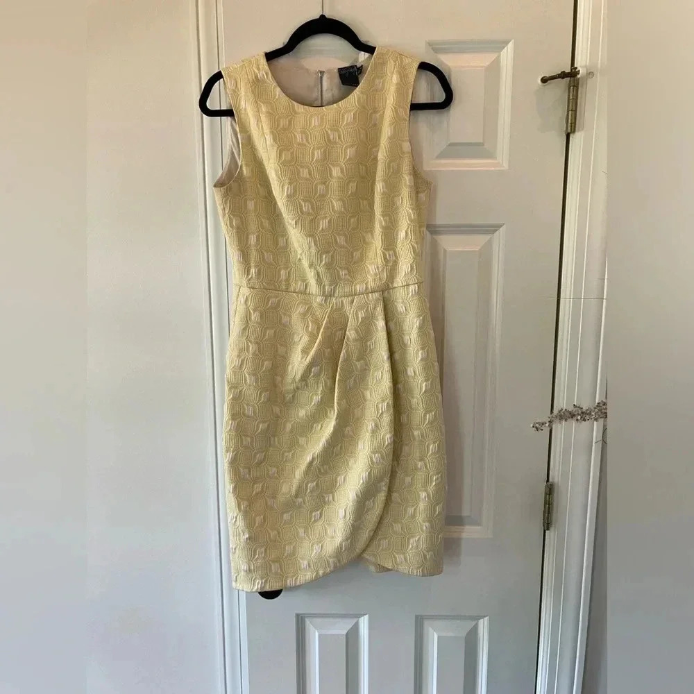 Gabby Skye Yellow Tulip Dress